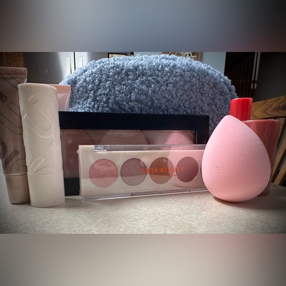 Ulta Beauty Gift Set with Bag